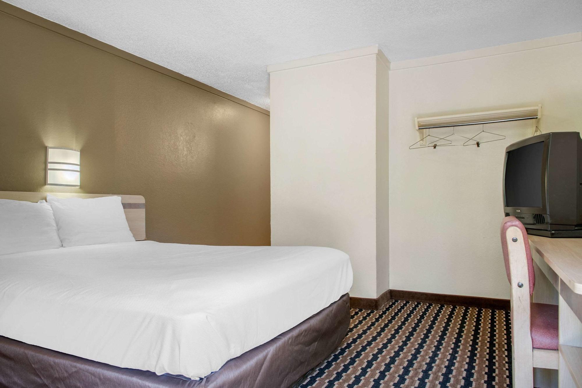 Rodeway Inn Sharonville Kültér fotó