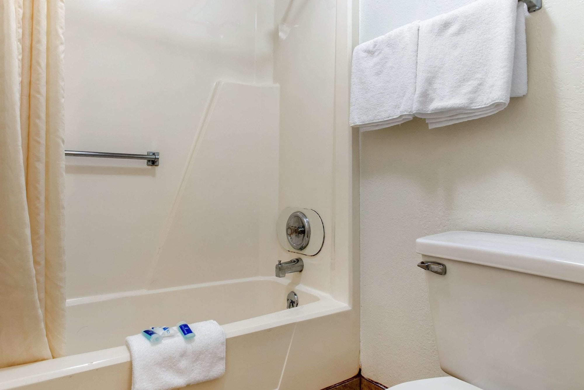Rodeway Inn Sharonville Kültér fotó